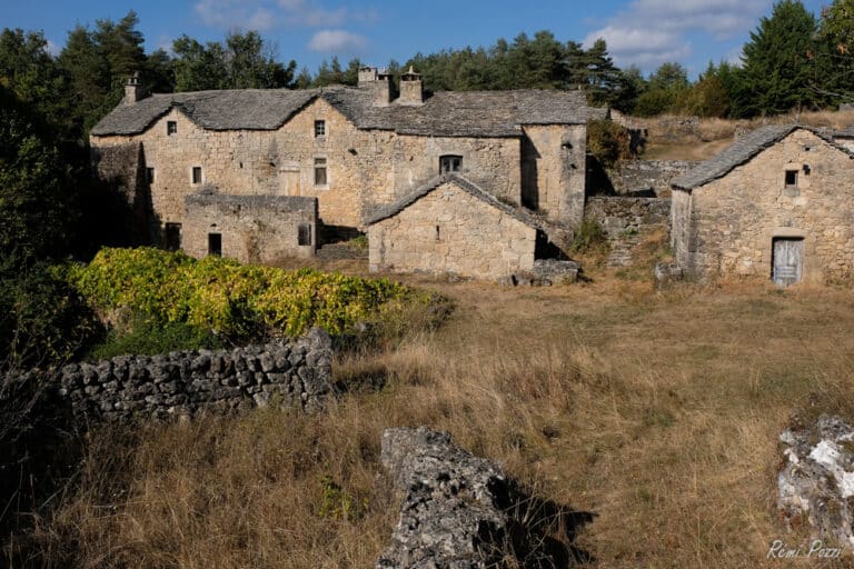 Vielle bâtisse en pierre dans les Cévennes