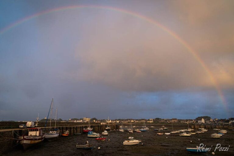 Arc en ciel sur un port breton