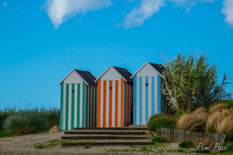 Cabines de plage en bois